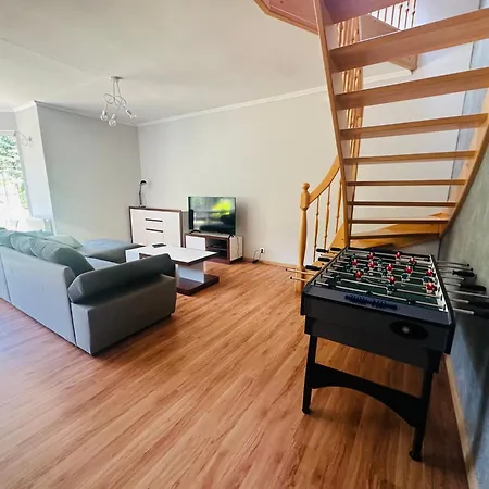 Dom W Niechorzu Dla 8 Osob Z Duzym Ogrodem - 5d Casa vacanze Niechorze