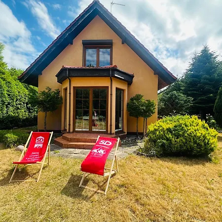 Dom W Niechorzu Dla 8 Osob Z Duzym Ogrodem - 5d Casa vacanze