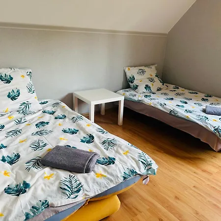 Casa vacanze Dom W Niechorzu Dla 8 Osob Z Duzym Ogrodem - 5d *